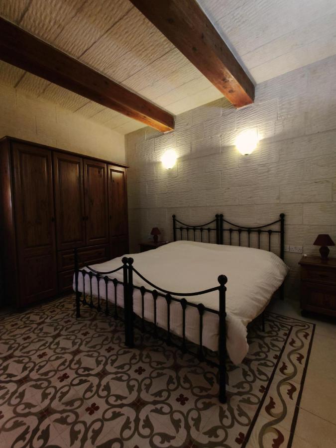 Rosehill Bed And Breakfast Xaghra Exterior photo